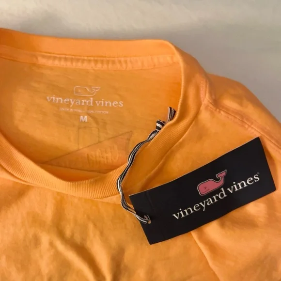 NWT Vineyard Vines South Carolina Beach Signs
Short Sleeve T-Shirt - Picture 4 of 11